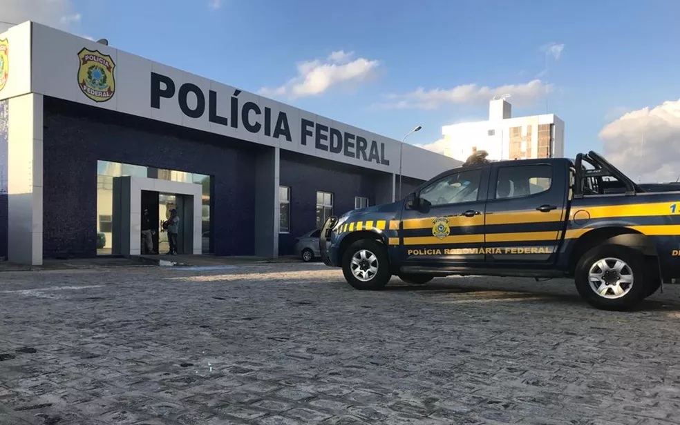 Homem é preso após receber encomenda de mil reais em cédulas falsas
