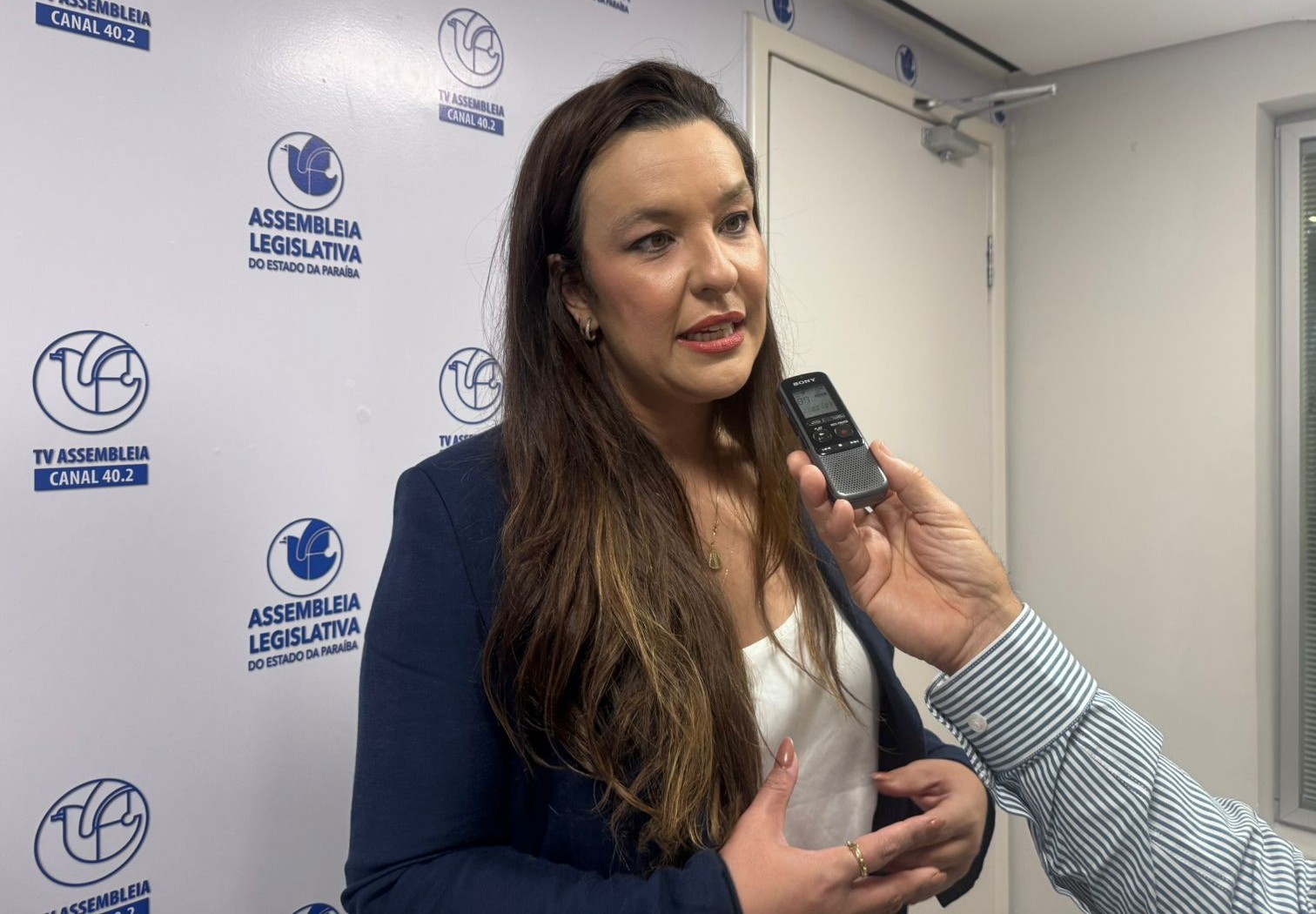 Assembleia aprova projeto de Camila Toscano que institui Política Estadual de Estímulo ao Futebol Feminino