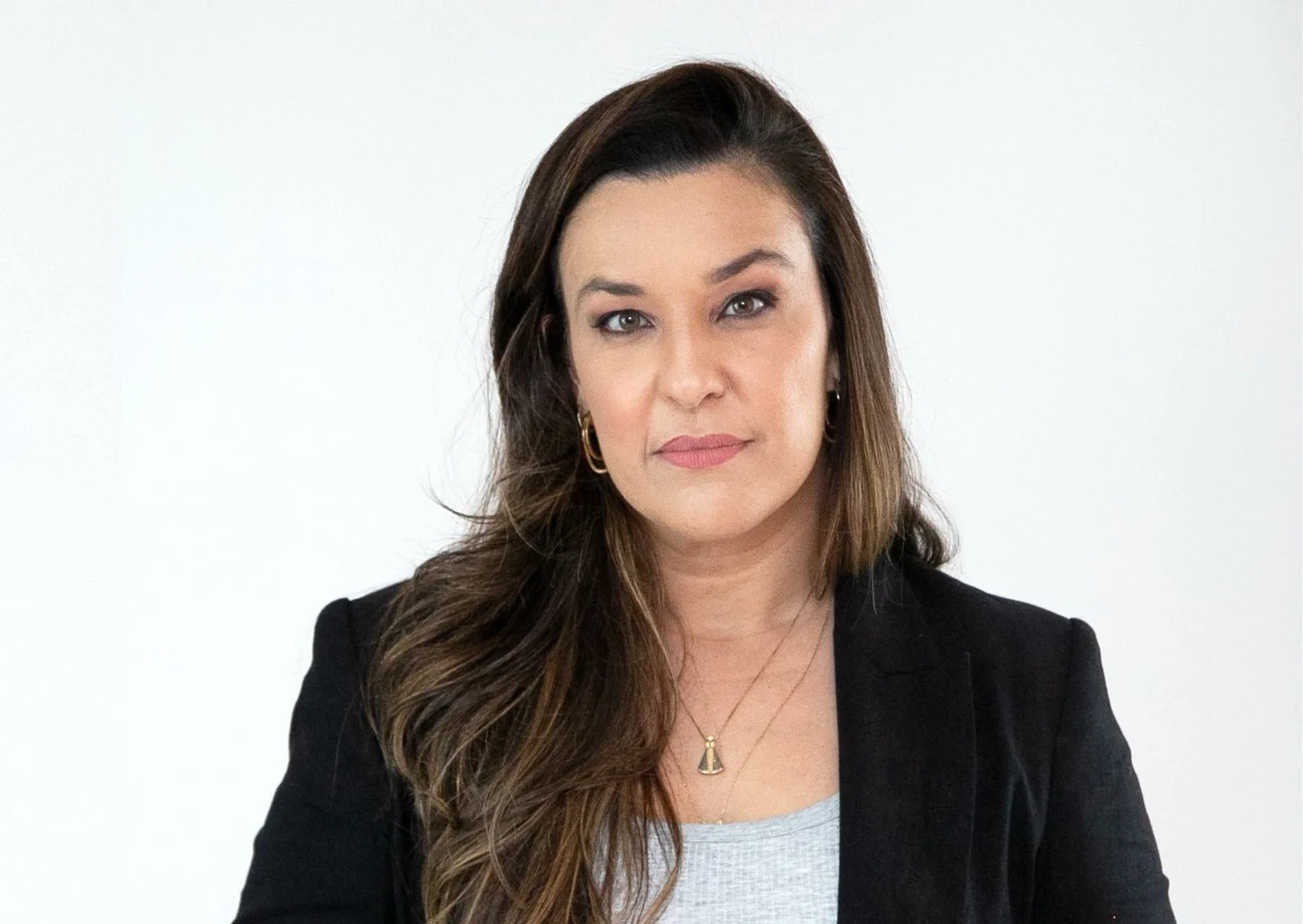 Em nova pesquisa, Camila Toscano aparece entre os 10 mais cotados para uma das 36 cadeiras da Assembleia Legislativa