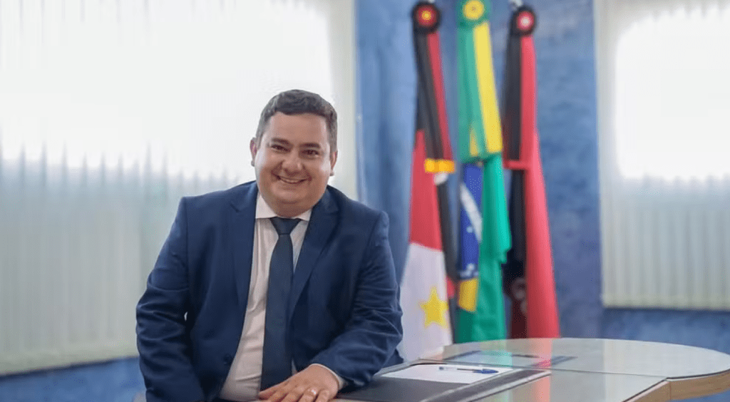 Encontro entre prefeito de Jacaraú e ex-secretários suspeitos da morte do vereador Peron Filho é investigado pela Polícia&nbsp;Civil