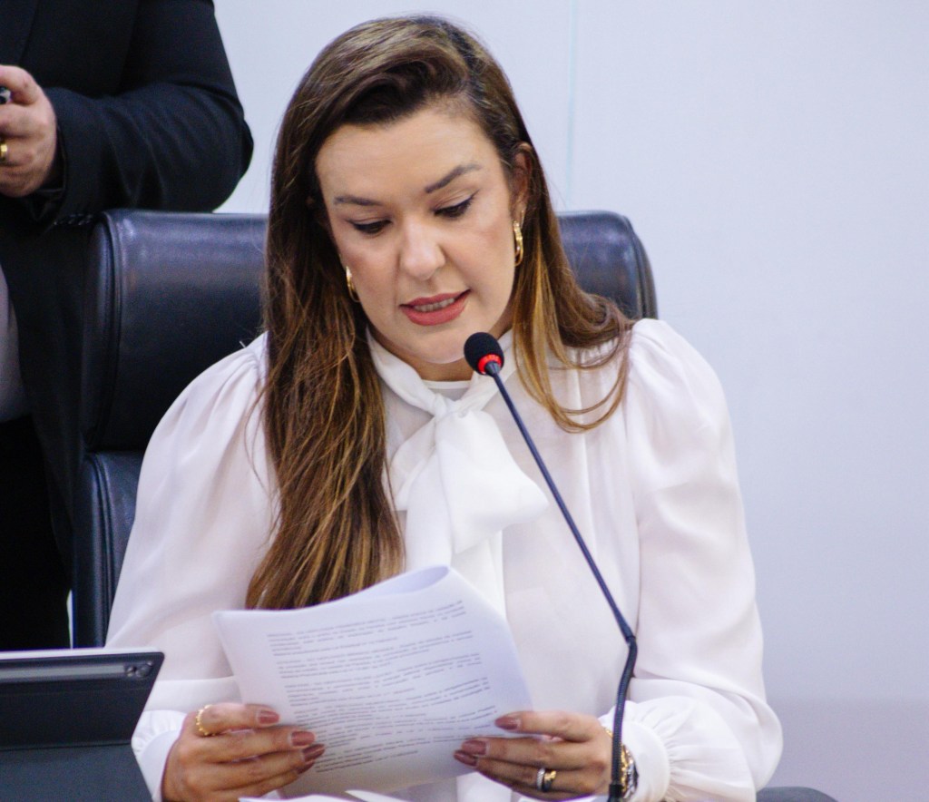 Deputados aprovam projeto de Camila Toscano que cria política de apoio a pessoas com anemia de&nbsp;Fanconi