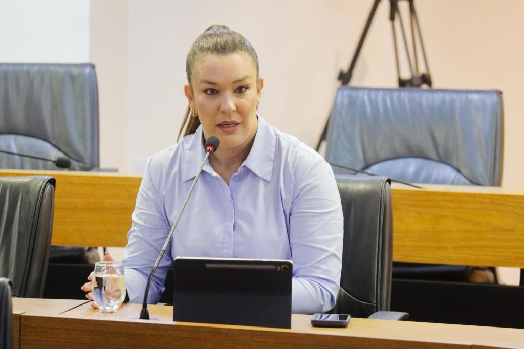 Assembleia Legislativa aprova projeto de Camila Toscano que garante proteção a mães e recém-nascidos com doenças raras 