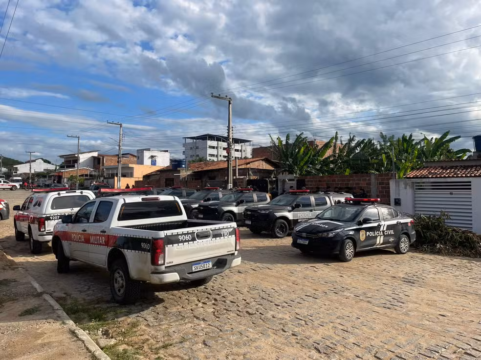 Homem é preso após manter mulher e filho reféns em Alagoa Grande; policiais ficam feridos nas negociações